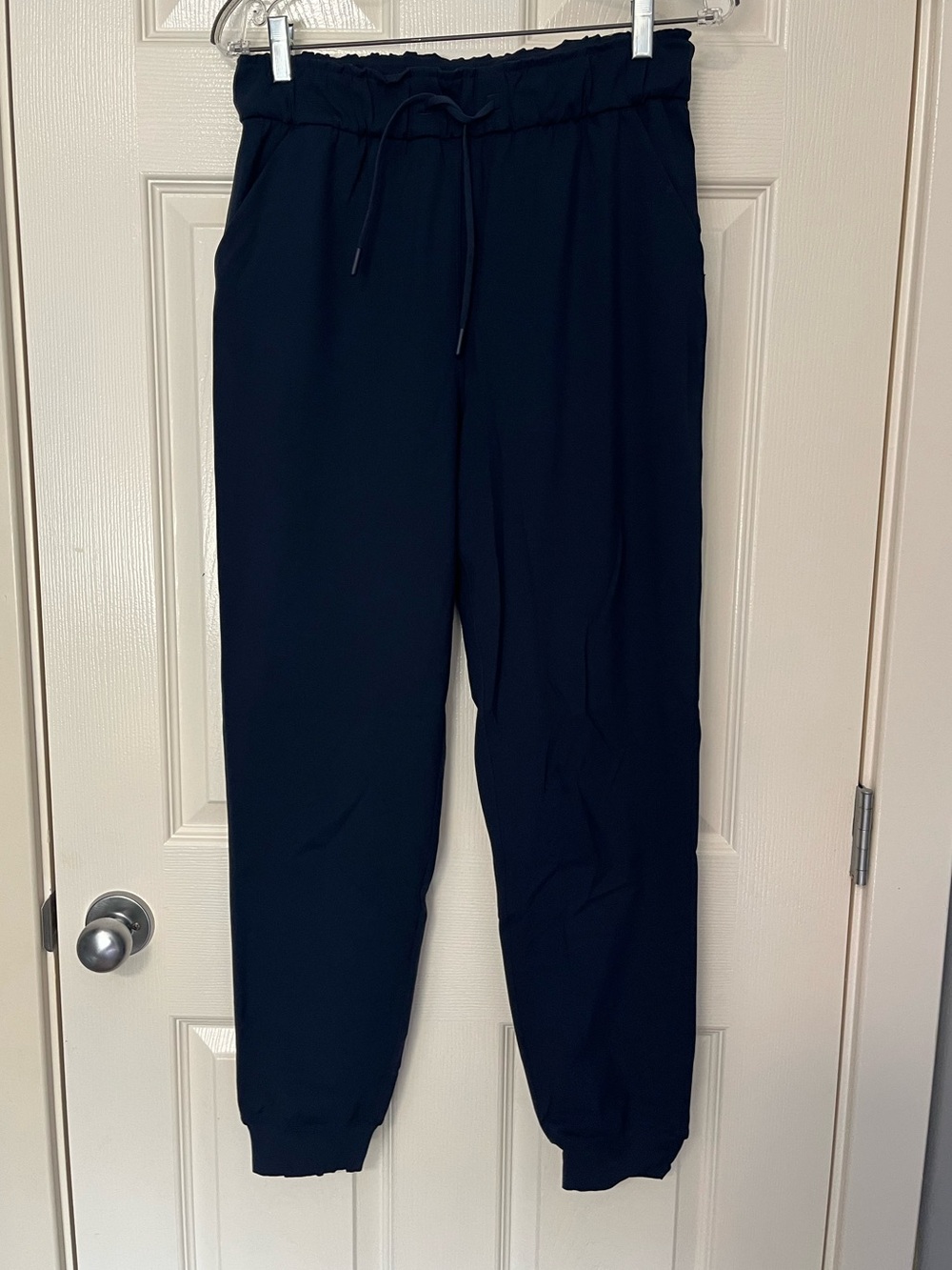 Lululemon stretch high rise jogger - size 8